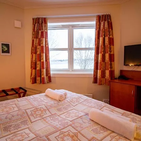 Tysfjord * Storjord I Tysfjord